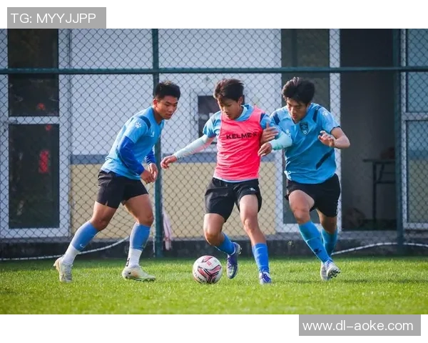 提升足球技能北京成人足球训练课程助你成就梦想